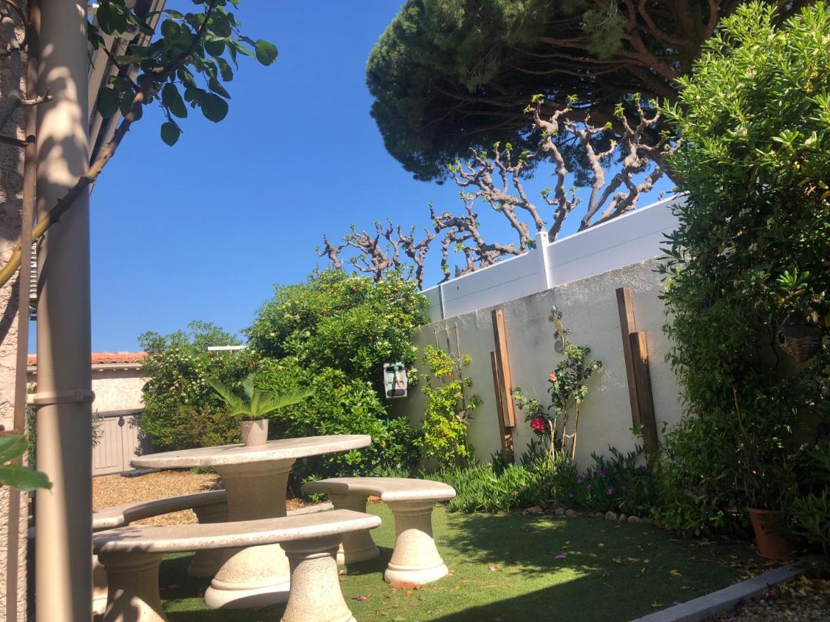 Studio Refait A Neuf Avec Jardin Aigues Mortes Exterior photo