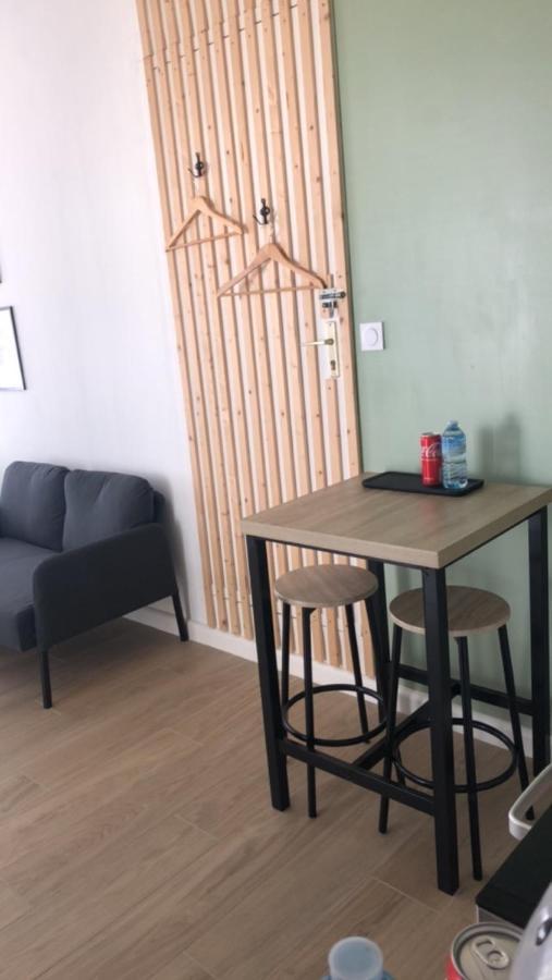 Studio Refait A Neuf Avec Jardin Aigues Mortes Exterior photo